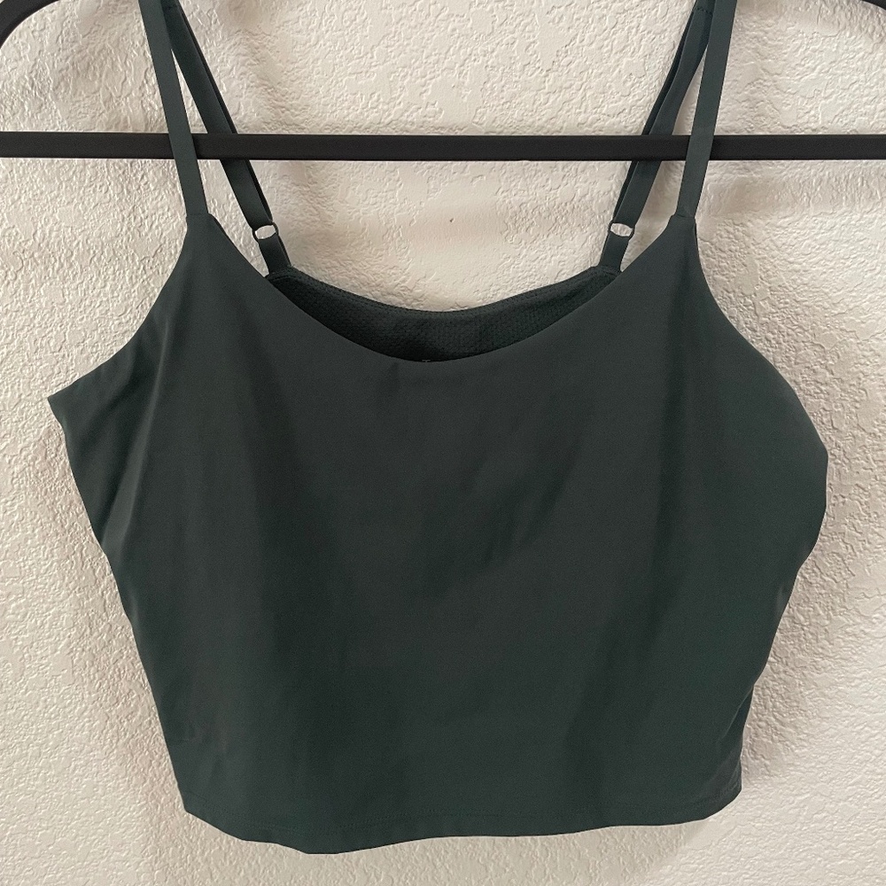 Tavi work out crop tank